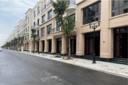 [30.06.23] Sản xuất và lắp đặt hoàn thiện biển số nhà 1939 căn hộ khu Cọ Xanh - Vinhomes Dream City