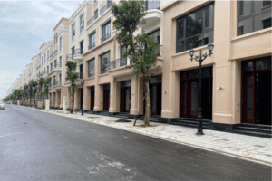[30.06.23] Sản xuất và lắp đặt hoàn thiện biển số nhà 1939 căn hộ khu Cọ Xanh - Vinhomes Dream City