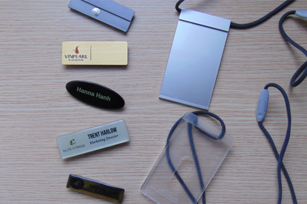 NAME TAG