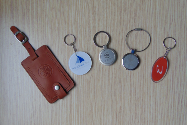 KEY CHAIN