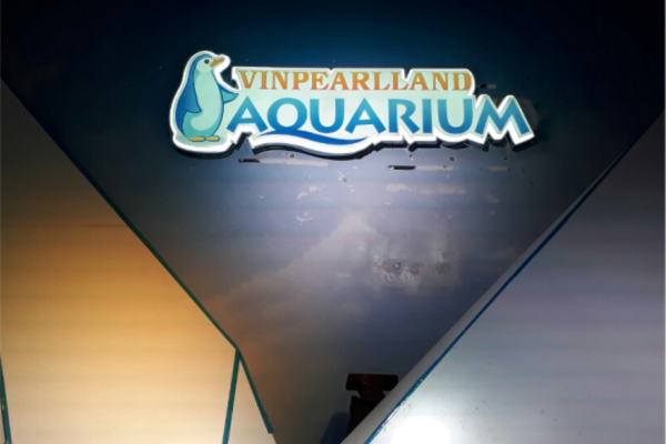 [23.01.18] Manufacturing and installing signboard at Vinpearl Land Aquarium in Times City